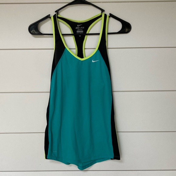 Nike Tops - Nike Dri Fit tank top XS racer back
